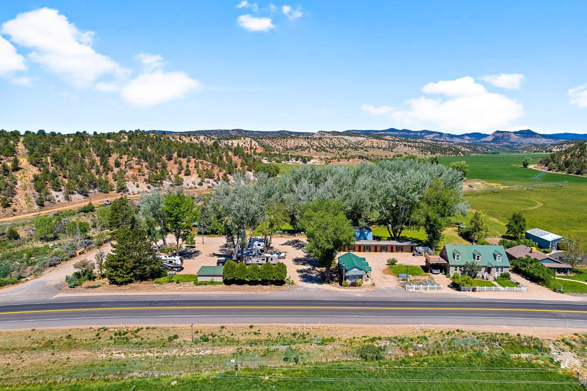 Southern Utah Rv Campground Near Zion Rv 9 מאונט כרמל מראה חיצוני תמונה