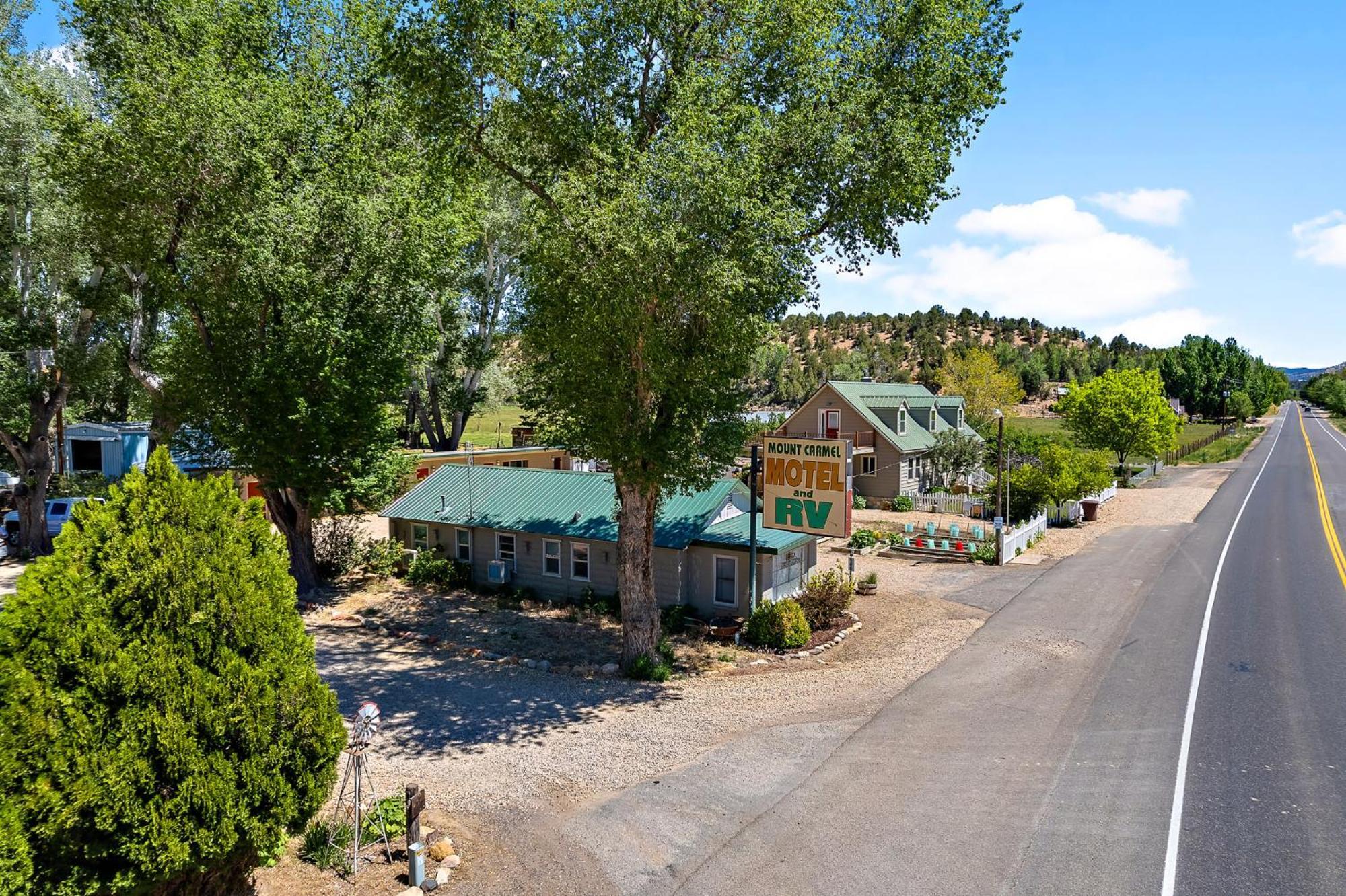 Southern Utah Rv Campground Near Zion Rv 9 מאונט כרמל מראה חיצוני תמונה